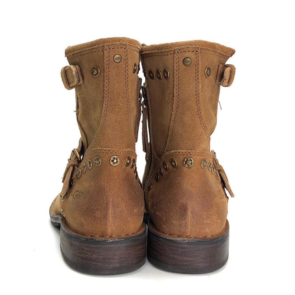 NWOB UGG Fabrizia Sheepskin Studs Boot #963 - Picture 4 of 8